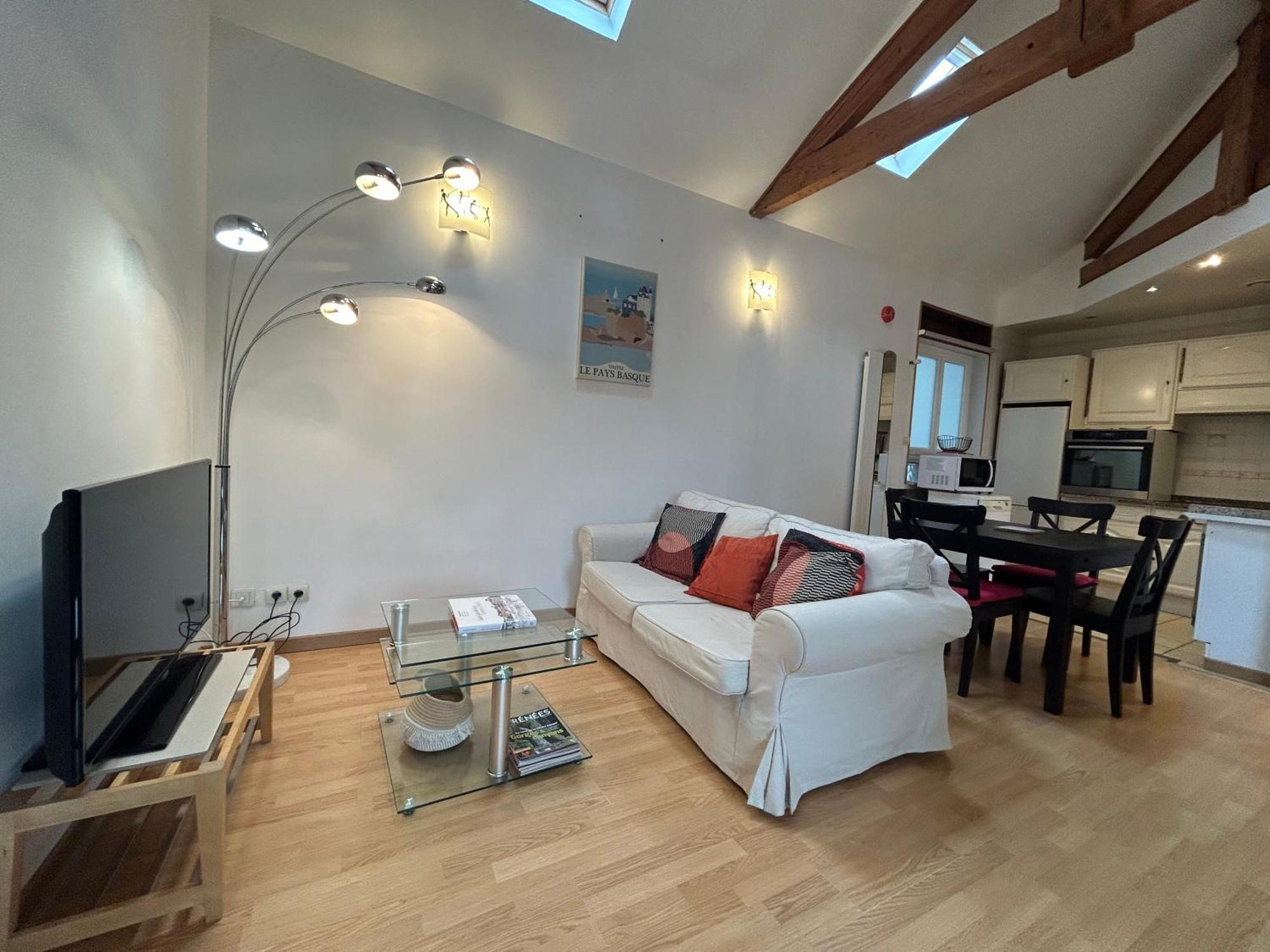 Charmant T3 Avec Terrasse Au Coeur De Ciboure Apartamento Exterior foto